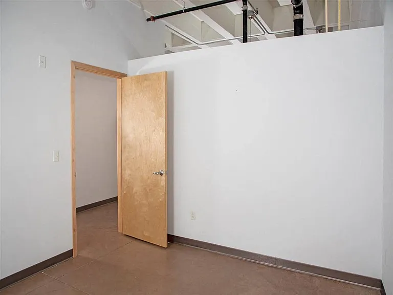 Gurley Lofts — Photo 44