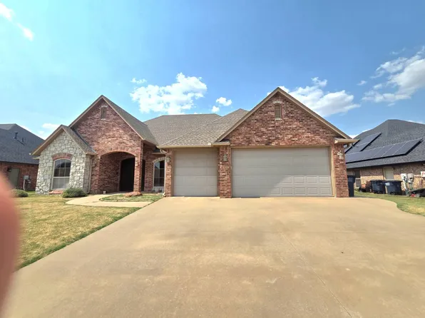 4614 Day Break Ln, Enid, OK 73703