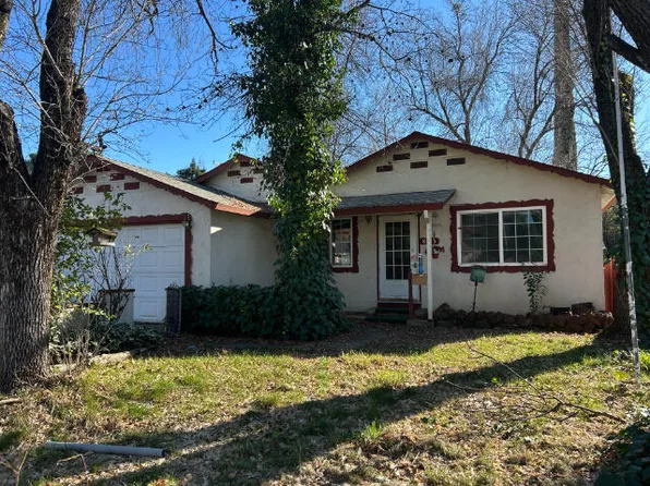 805 Christine Ave, Redding, CA 96003
