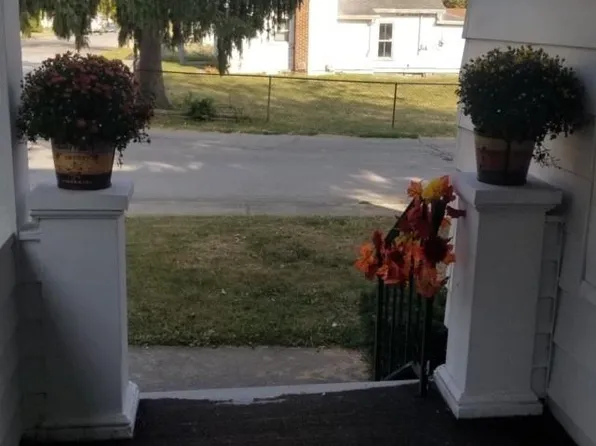 101 Blosser St, New Lebanon, OH 45345