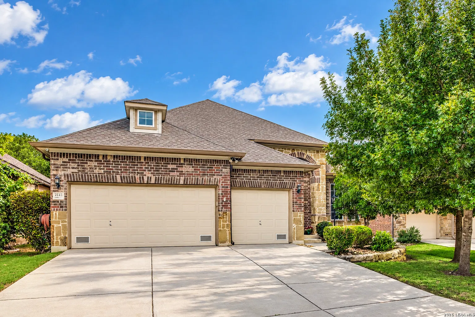4 bed, 3345 sqft, $3,900 — Photo 1