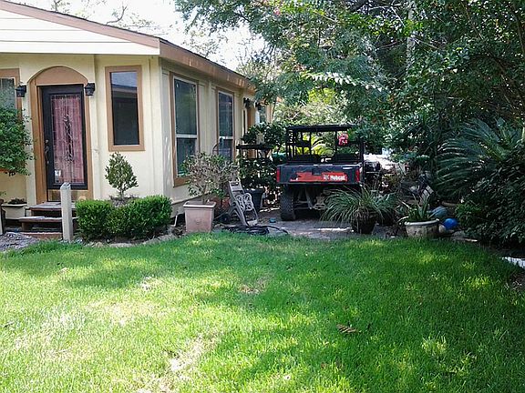 2nd image of 3943 Marzia Ave