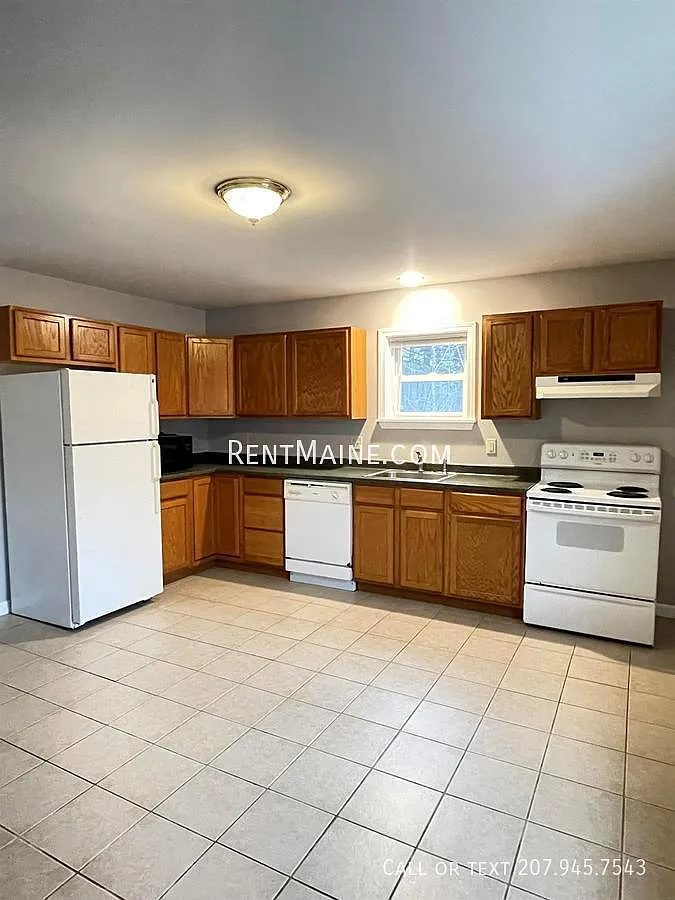 2 bed, $1,525 — Photo 3