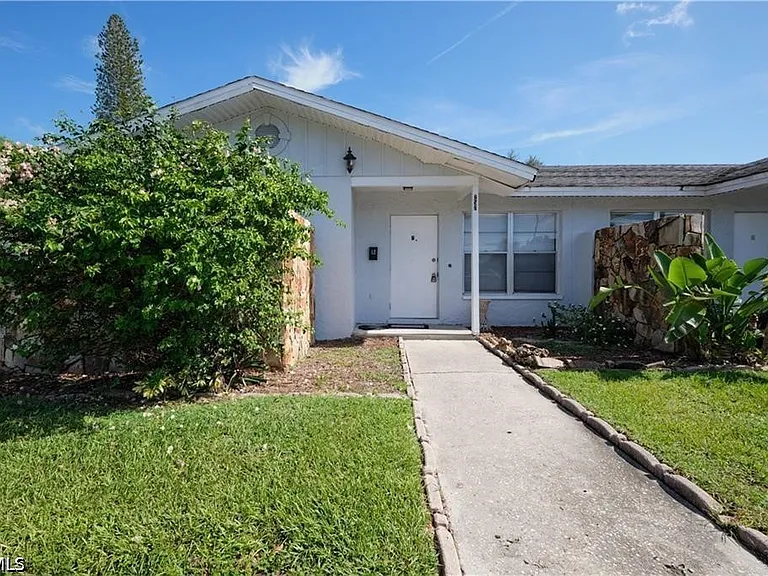 257 Cape Coral Pkwy E #B — Photo 2