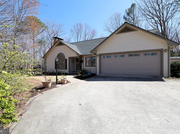 177 Grandview Ln, Clayton, GA 30525