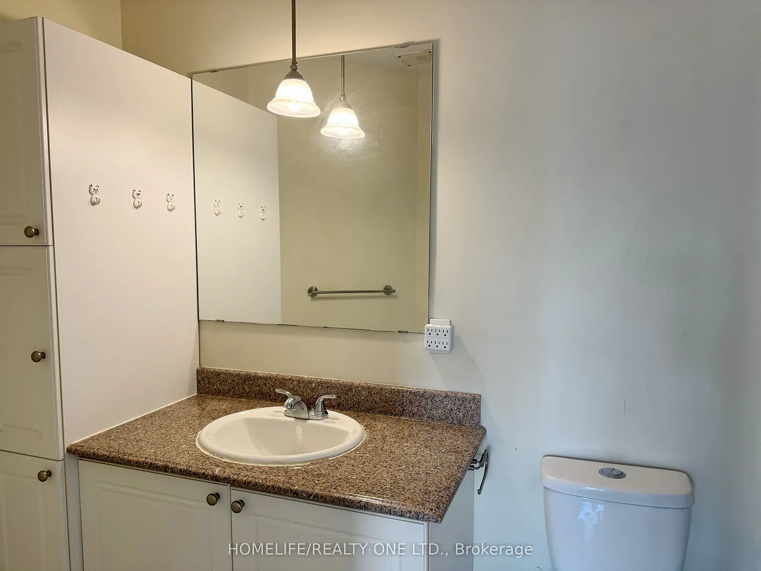 2 bed, $2,000 — Photo 4