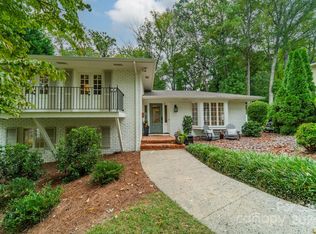 5613 Wintercrest Ln, Charlotte, NC 28209