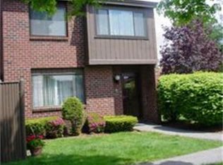 31 Cottonwood Dr, Stoughton, MA 02072