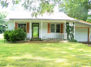 260 Able St, Big Sandy, TN 38221