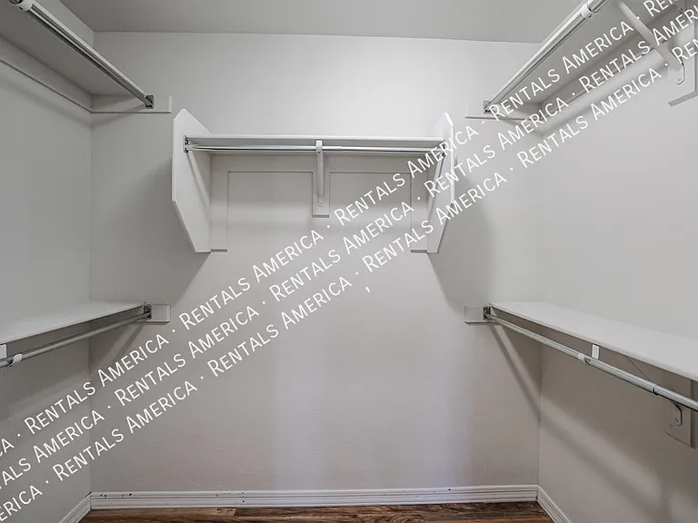 2127 W Monte Cristo Ave — Photo 29