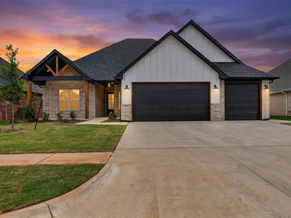10404 SW 49th St, Mustang, OK 73064