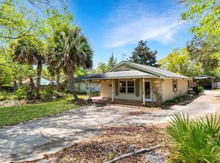 1961 Guseman Rd, Gulf Breeze, FL 32563