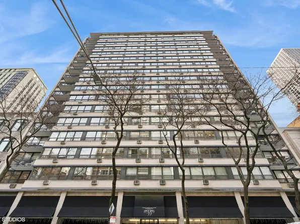 33 E Cedar St APT 17E, Chicago, IL 60611
