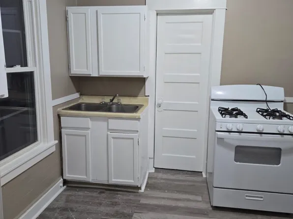 (undisclosed Address), Schenectady, NY 12303