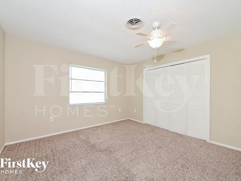 1075 Queen Rd — Photo 12