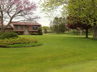 5867 Houston Rd, Eaton Rapids, MI 48827