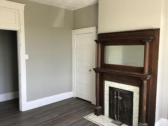 4th image of 2326 Norwood Ave APT 9