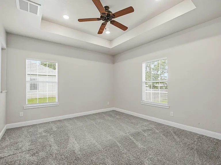 4404 Harris St — Photo 11