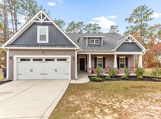 900 Central Dr, Southern Pines, NC 28387