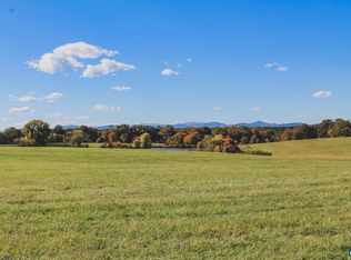 18 Rolling Rd S, Scottsville, VA 24590