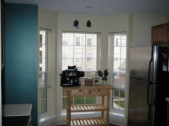3rd image of 200 Fox Hollow Dr APT 207