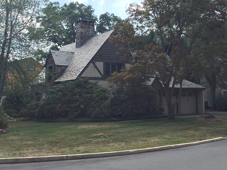 See Photos in Virtual Tour