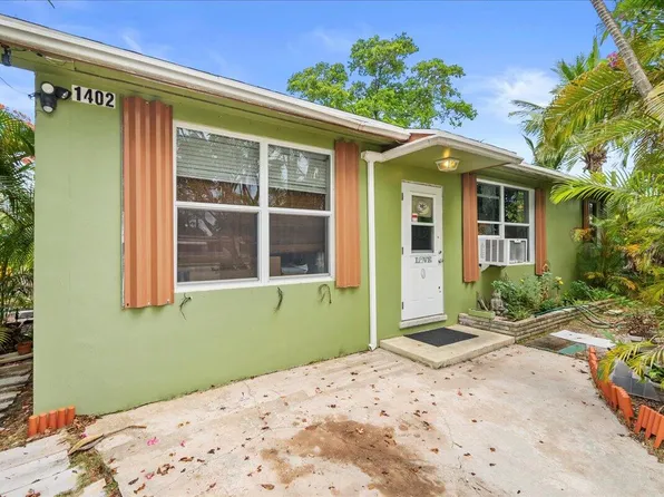 1402 S Seacrest Boulevard, Boynton Beach, FL 33435