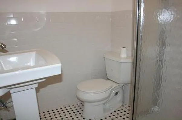 Rented by Corcoran | media 75