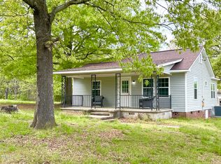 808 E Hanover Rd, Graham, NC 27253