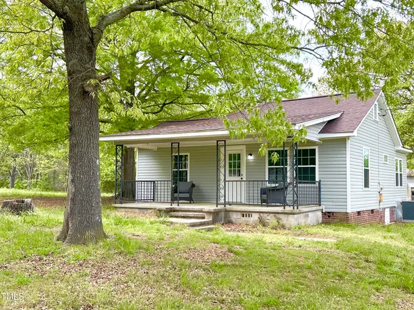 808 E Hanover Rd, Graham, NC 27253