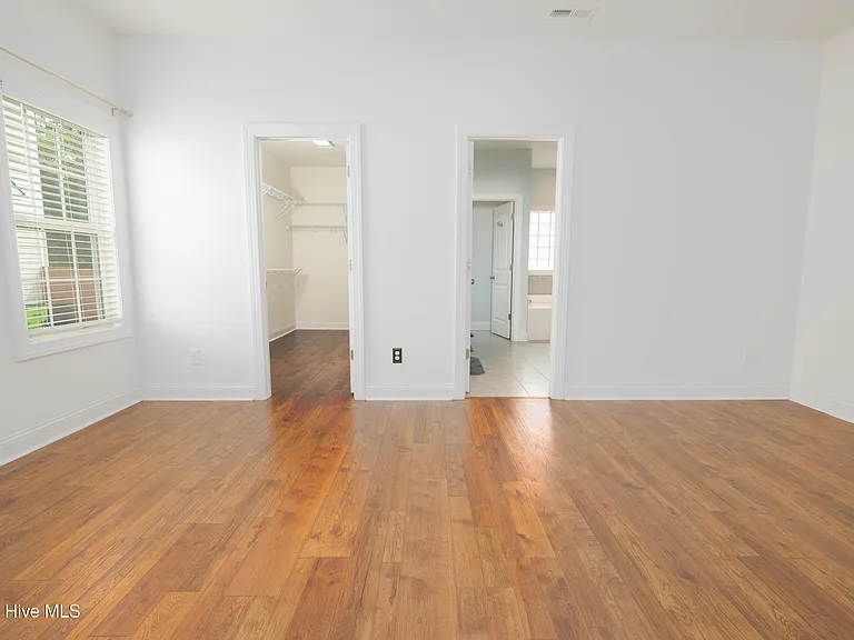 1202 Skipjack Ct — Photo 23