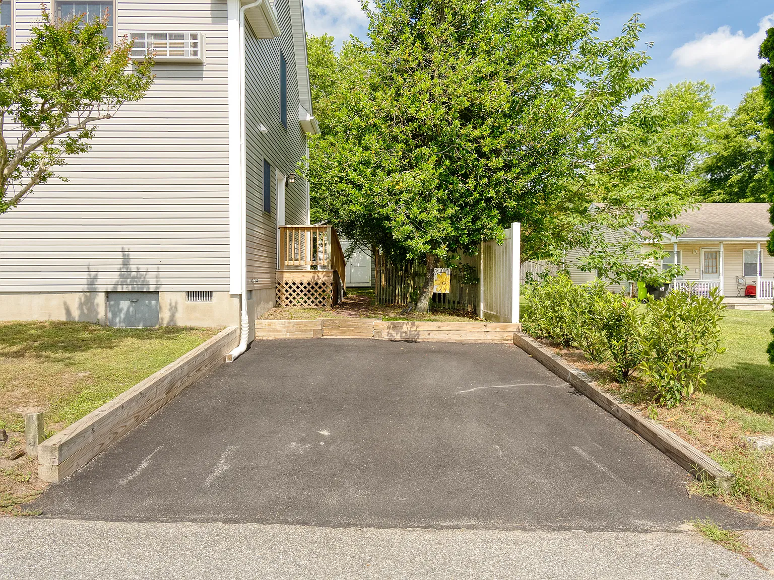 1 bed, 1000 sqft, $1,300 — Photo 3
