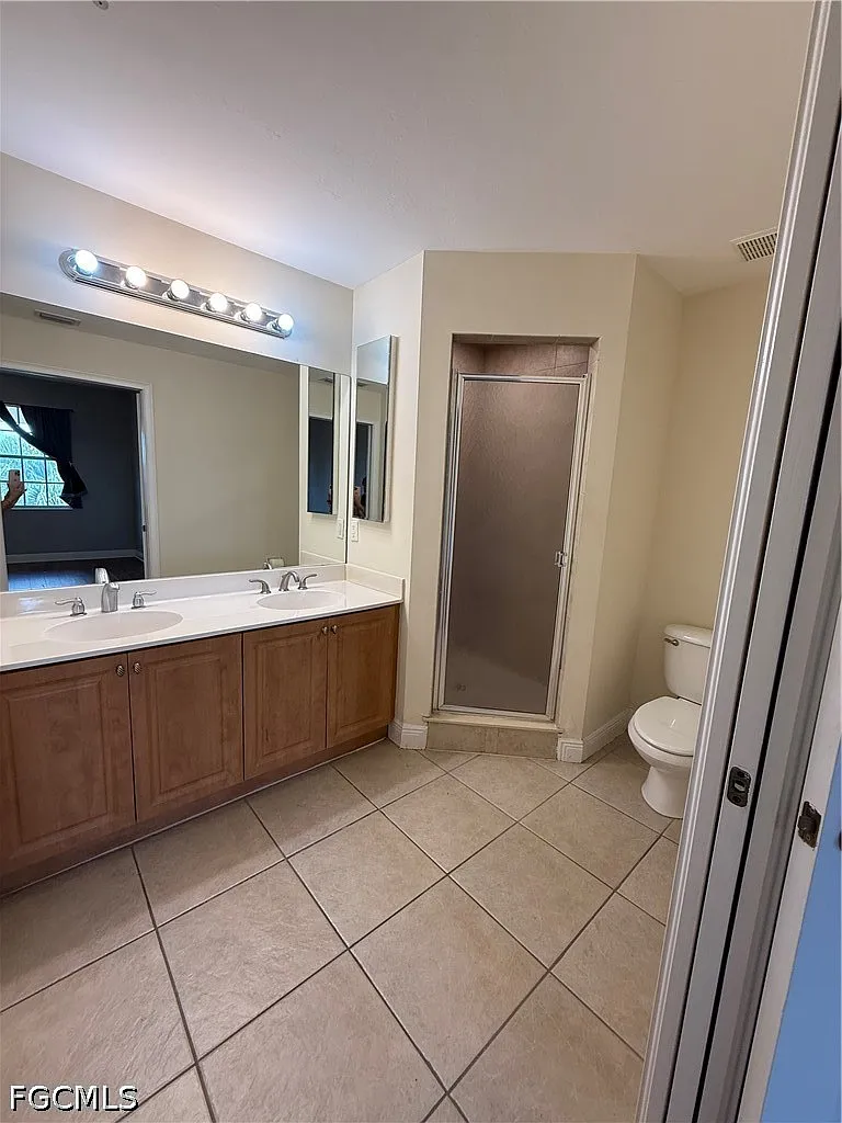 2 bed, 2.0 bath, 1270 sqft, $1,400 — Photo 4