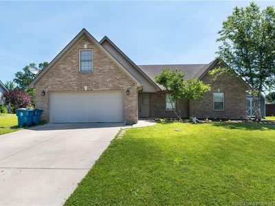 12334 Santa Maria Dr, Sellersburg, IN, 47172