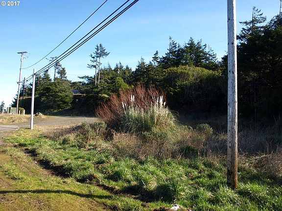 2nd image of 30047 Ellensburg Ave