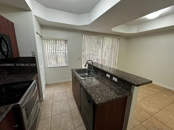 3070 Red Mangrove Ln S #202-2, Fort Lauderdale, FL 33312