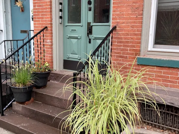 256 Cumberland St #2, Harrisburg, PA 17102