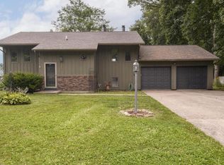 362 Hilltop Cir, Juneau, WI 53039