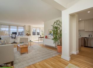 4 Putnam Hl APT 4C, Greenwich, CT 06830