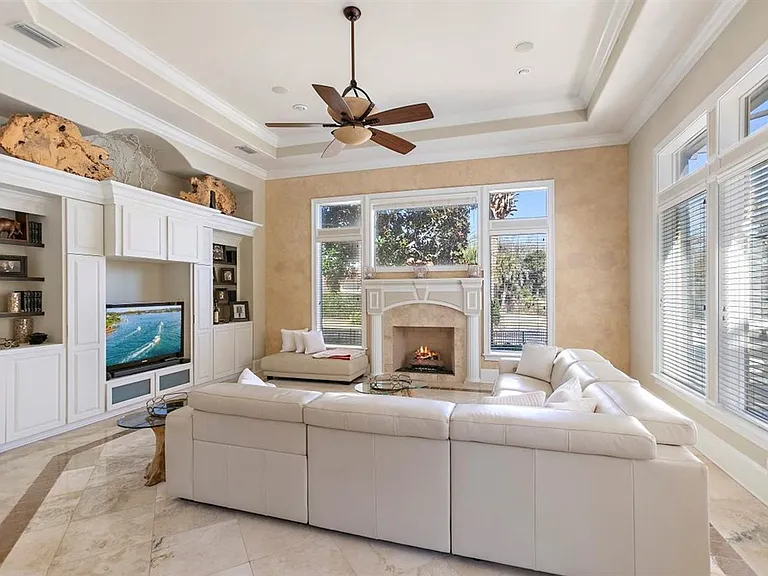 1321 Windsor Harbor Dr — Photo 16