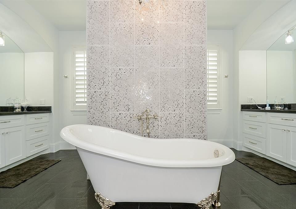 1st image of 5503 Pecan Hollow Dr