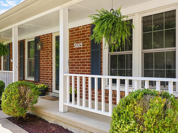 3rd image of 3465 Colonnade Dr