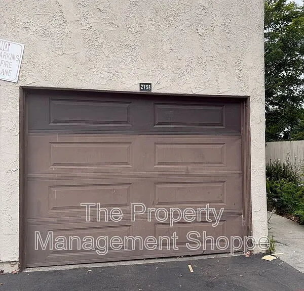 2758 Bolker Dr — Photo 15