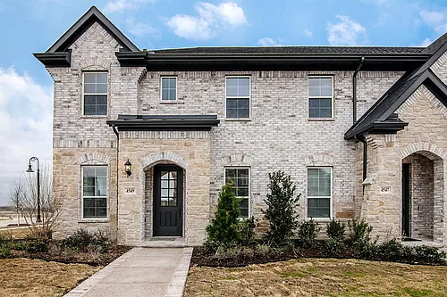 4549 English Maple Dr Photo 1