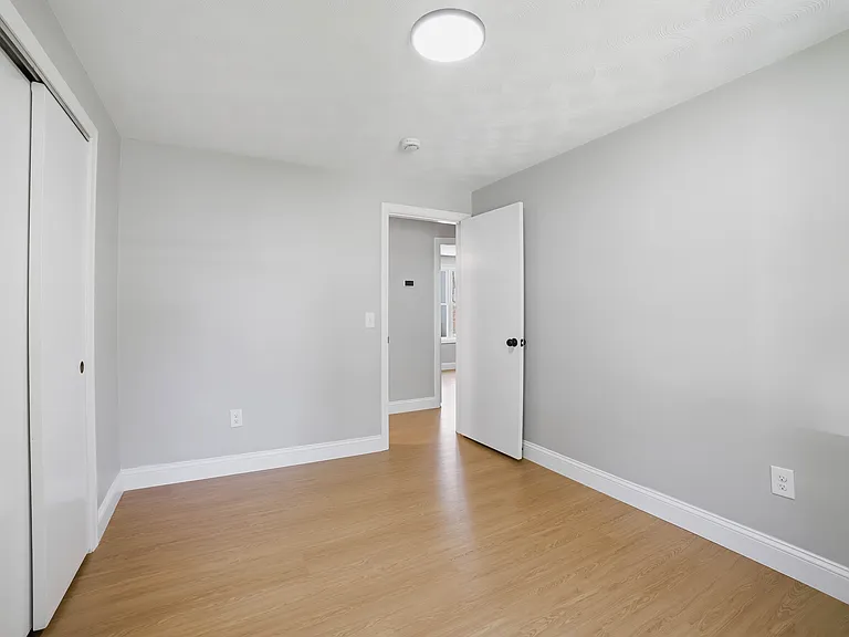 44 Topsfield Cir — Photo 11