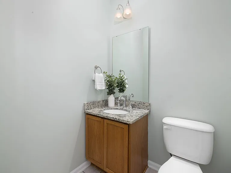 416 Misty Groves Cir — Photo 10