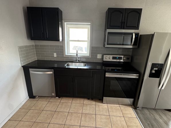 40 Market St APT 3
