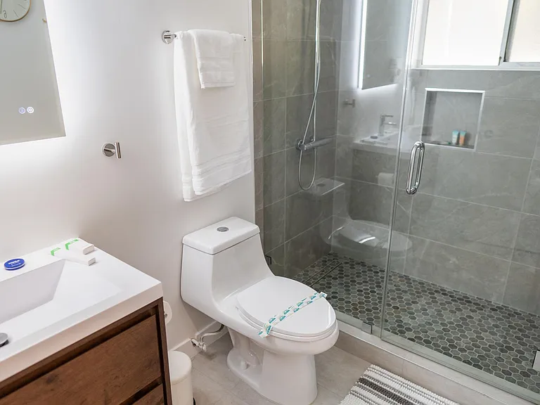 10863 Kling St #2 — Photo 27