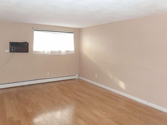 5th image of 205 Independence Ave Unit 212