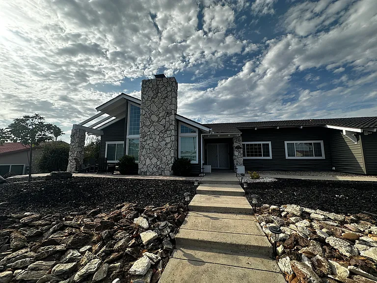 8618 Dunwoodie Rd — Photo 23